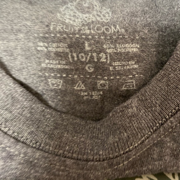 Fruit of the Loom boys Hawaii T-shirt. Size:10-12 - Picture 3 of 4